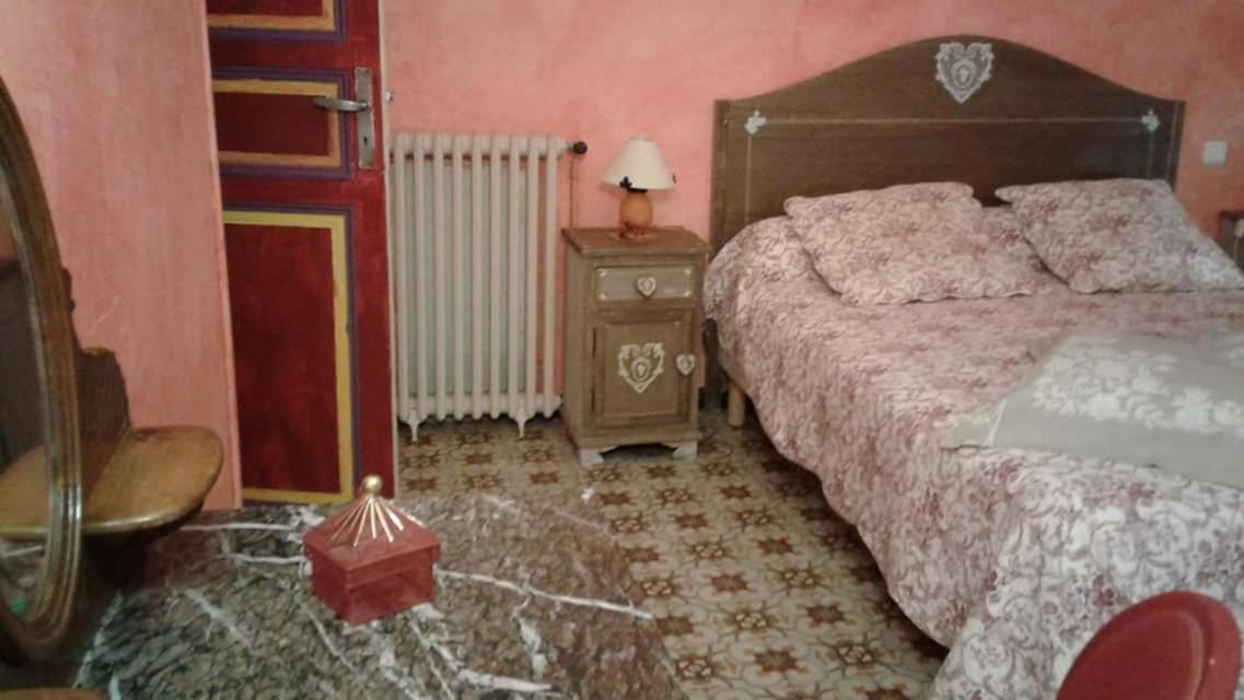 ホテル La Maison De Josepha Ferrals-lès-Corbières エクステリア 写真