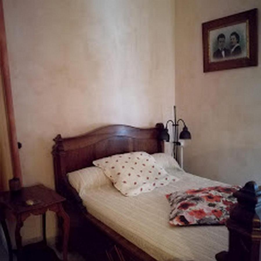 ホテル La Maison De Josepha Ferrals-lès-Corbières エクステリア 写真