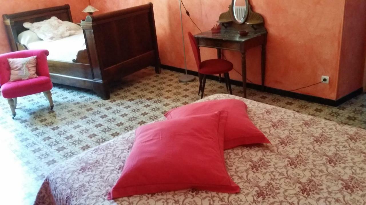 ホテル La Maison De Josepha Ferrals-lès-Corbières エクステリア 写真