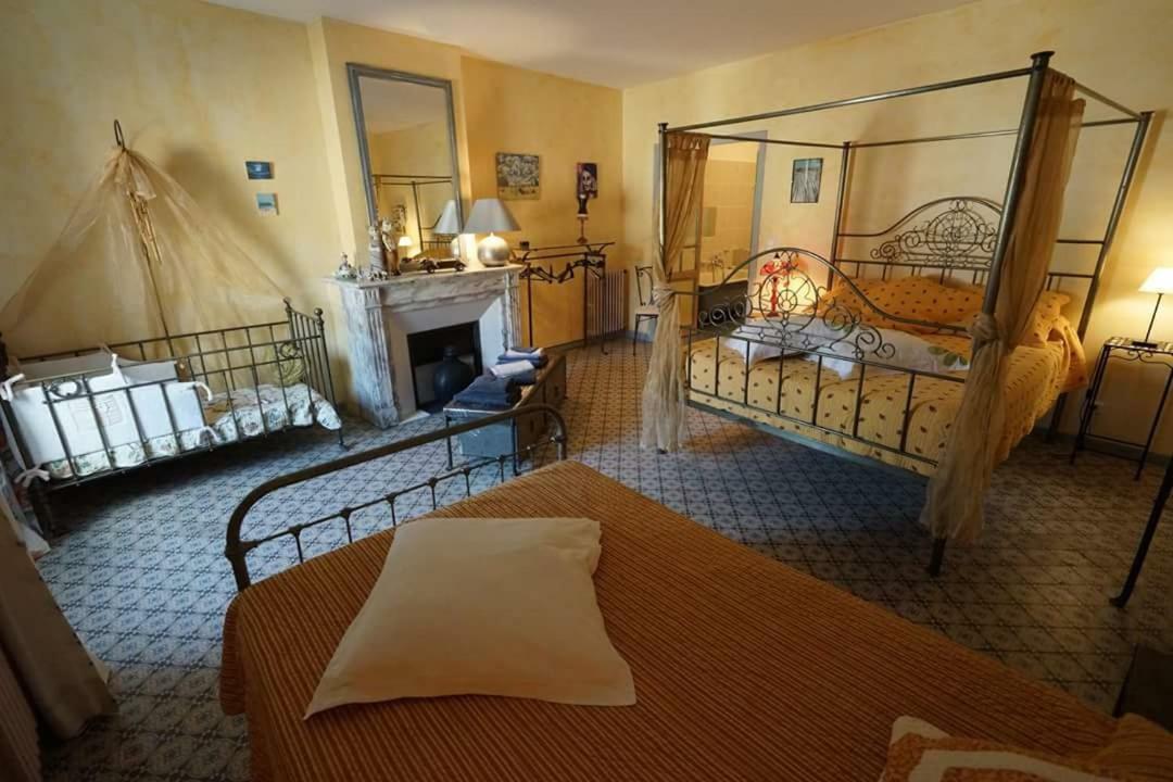 ホテル La Maison De Josepha Ferrals-lès-Corbières エクステリア 写真
